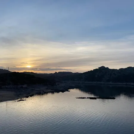 Il Nuraghe Del Coghinas לינה וארוחת בוקר 4*