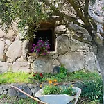 Bed & Breakfast Il Nuraghe Del Coghinas 4*