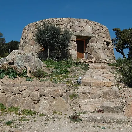 Il Nuraghe Del Coghinas